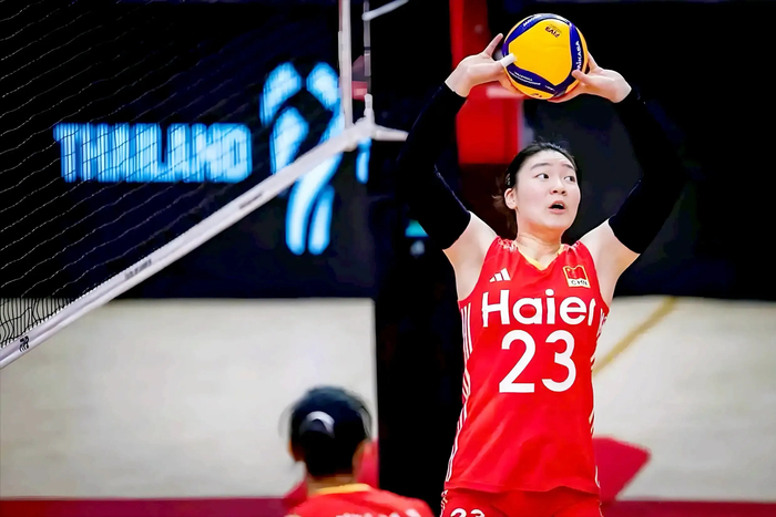 足球比分直播-张籽萱进步不如预期，只因没有顶级教练带！江苏女排应请回沈富麟|二传|李立军|刁琳宇|孙燕|赵勇_新浪体育_新浪新闻